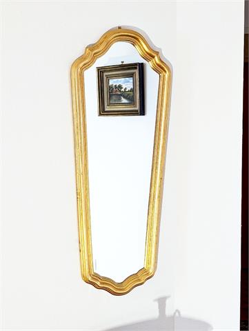 Länglicher Spiegel in vergoldetem Rahmen